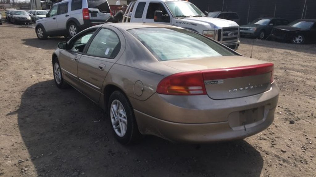 Фара dodge intrepid