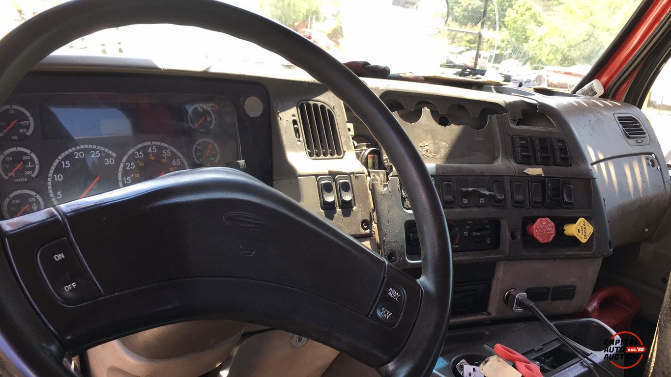 2007 STERLING TRUCK LC Series Car Hauler 9