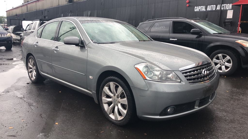 B2521 infiniti m35