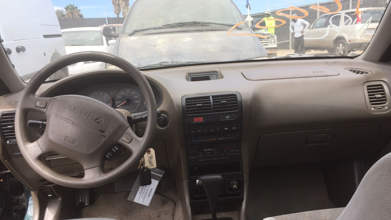 1994 ACURA Integra 11