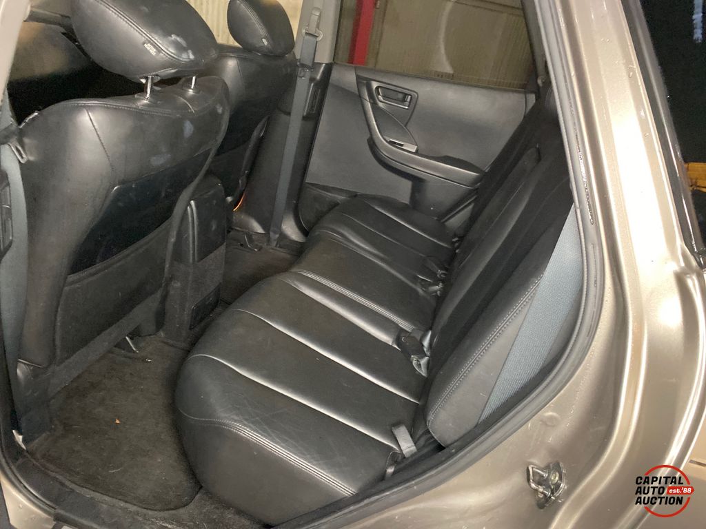 2004 NISSAN Murano 9