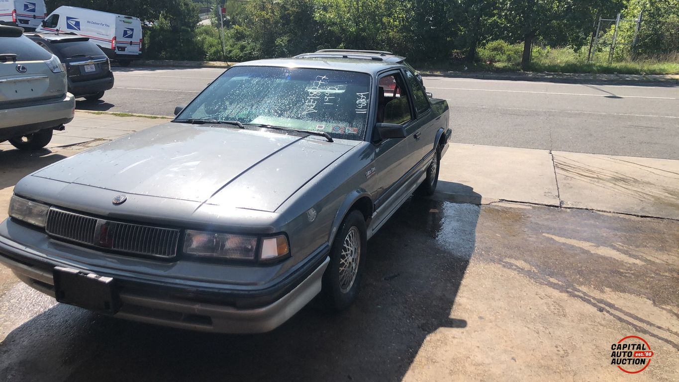 1990 OLDSMOBILE Cutlass Ciera 1