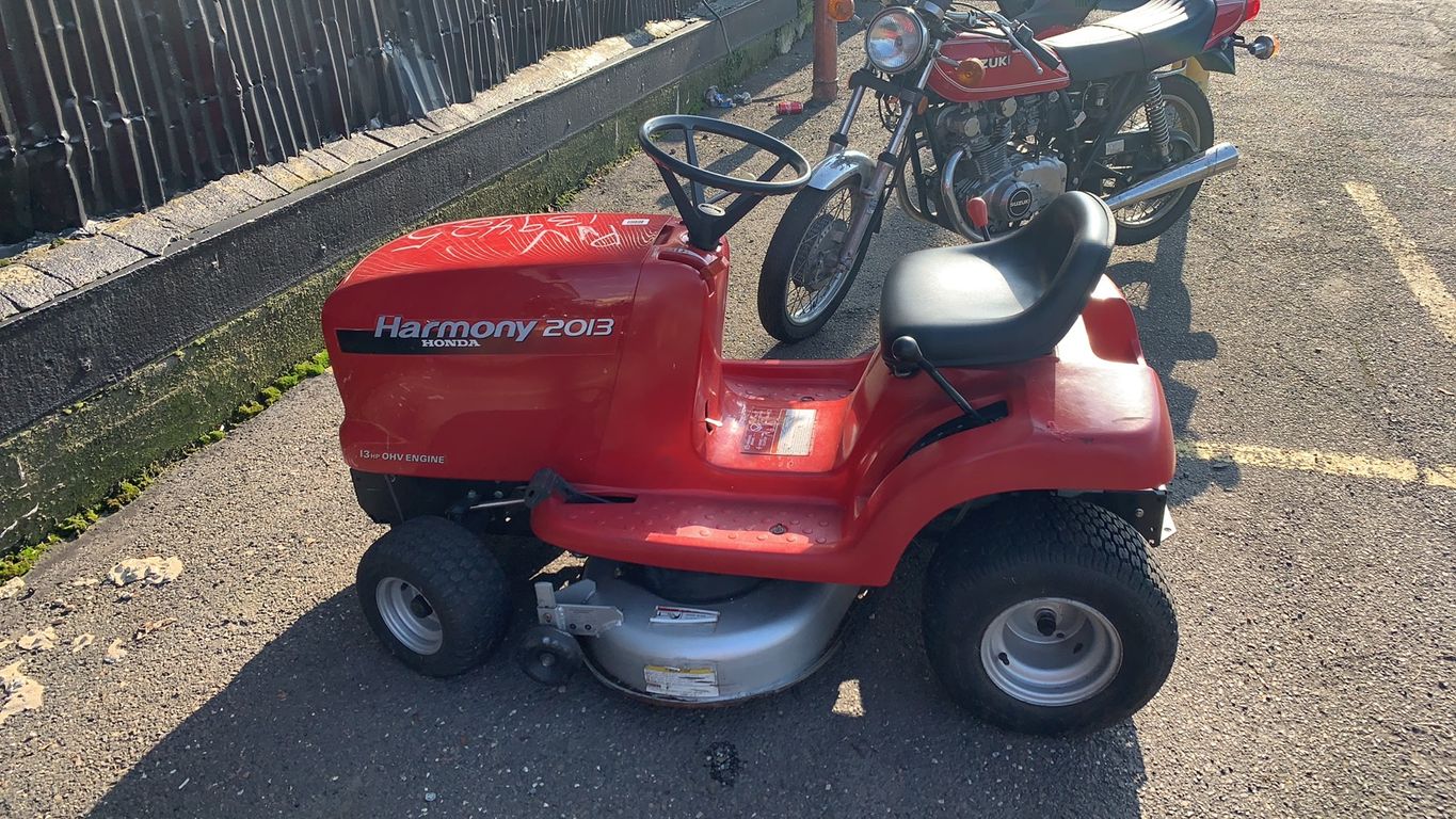 Honda harmony 2013 riding mower for sale sale