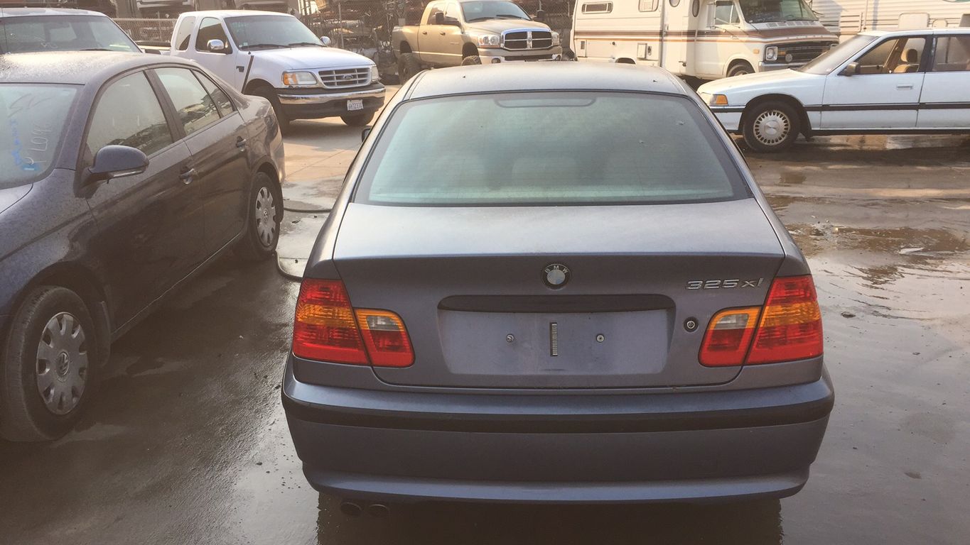 2003 BMW 3 Series 7
