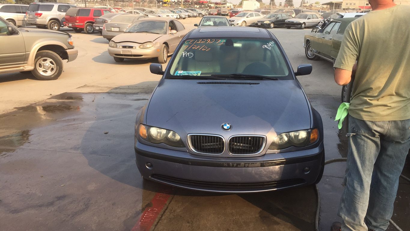 2003 BMW 3 Series 6