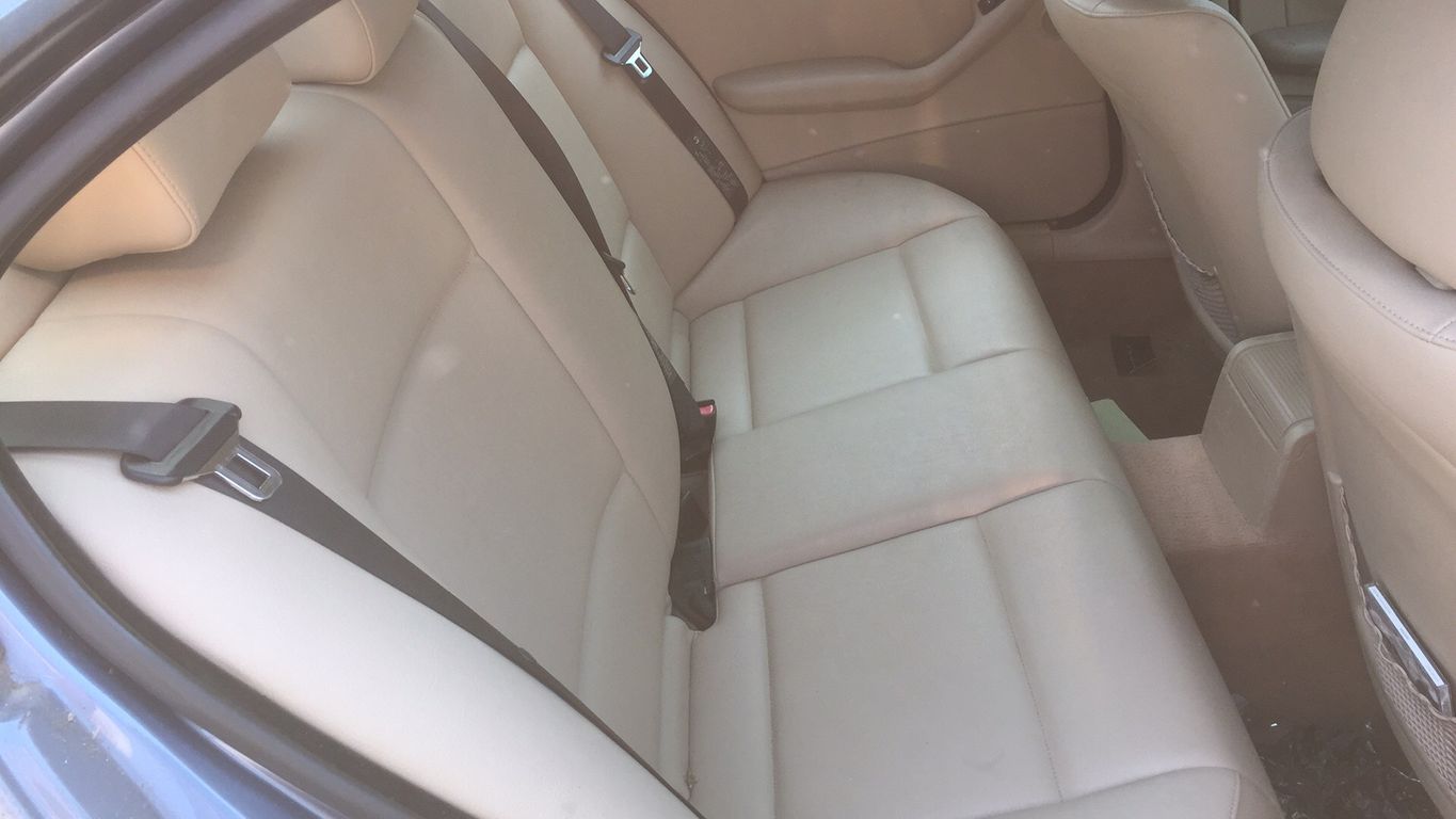 2003 BMW 3 Series 9
