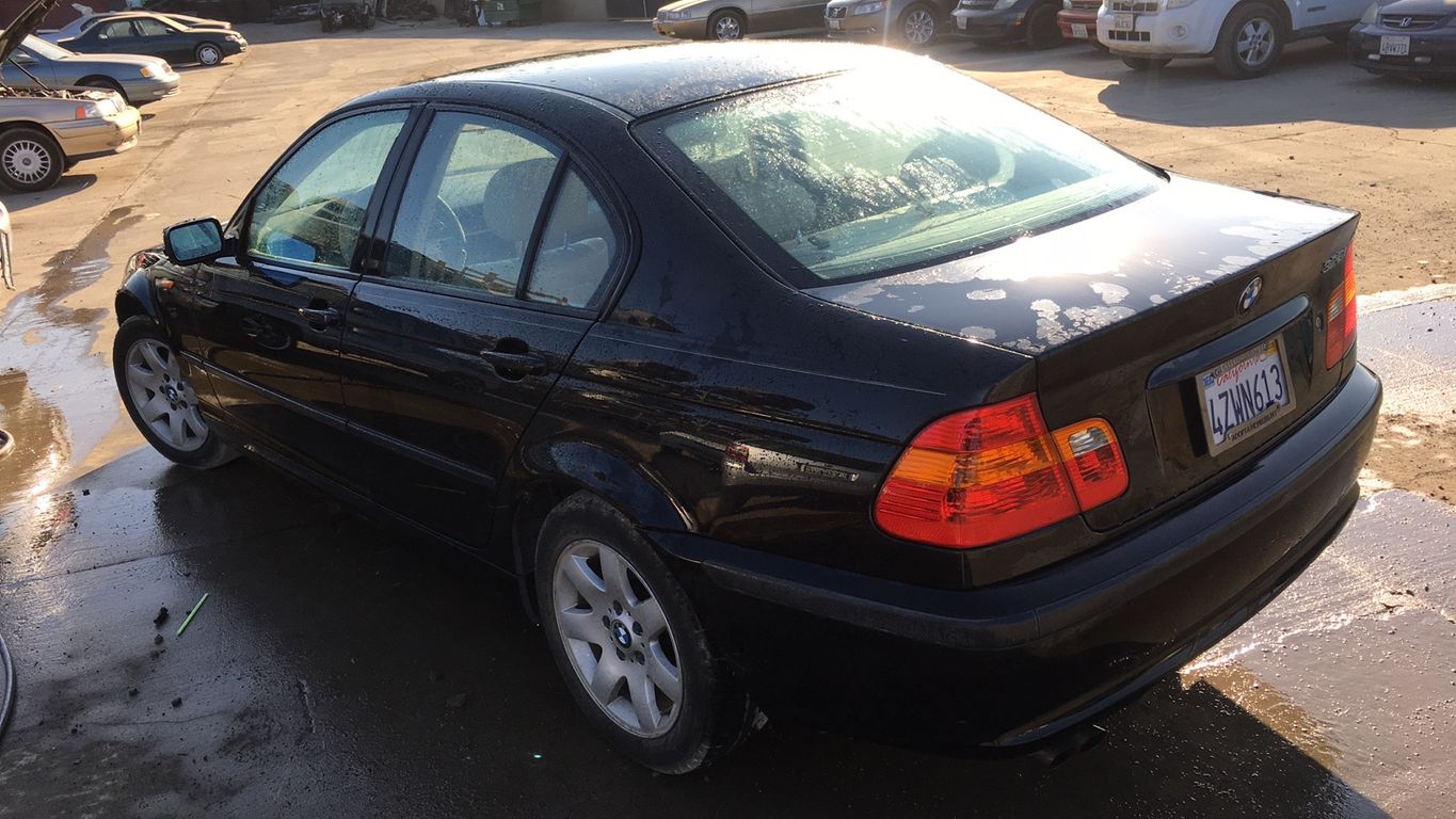 2002 BMW 3 Series 2