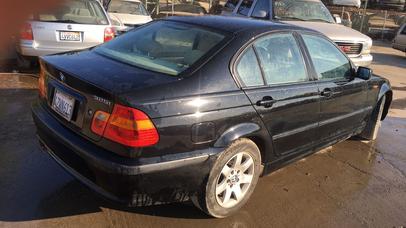 2002 BMW 3 Series 3