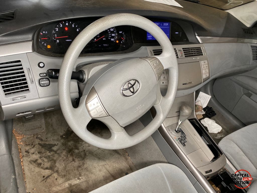 2007 Toyota Avalon 11