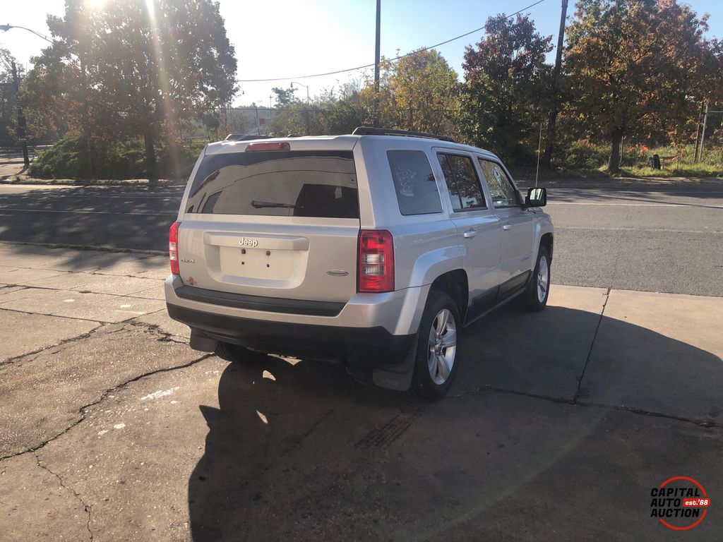 2012 JEEP Patriot 3