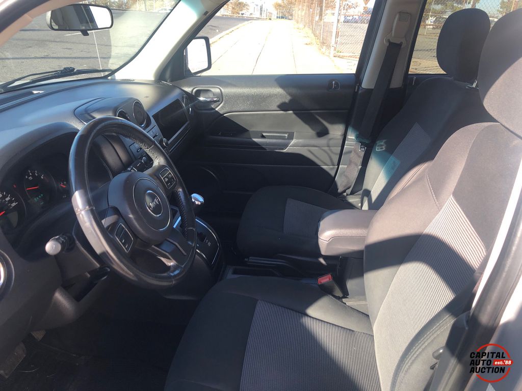 2012 JEEP Patriot 8