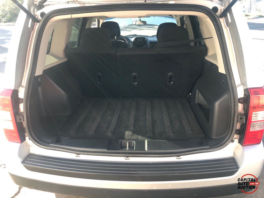 2012 JEEP Patriot 13