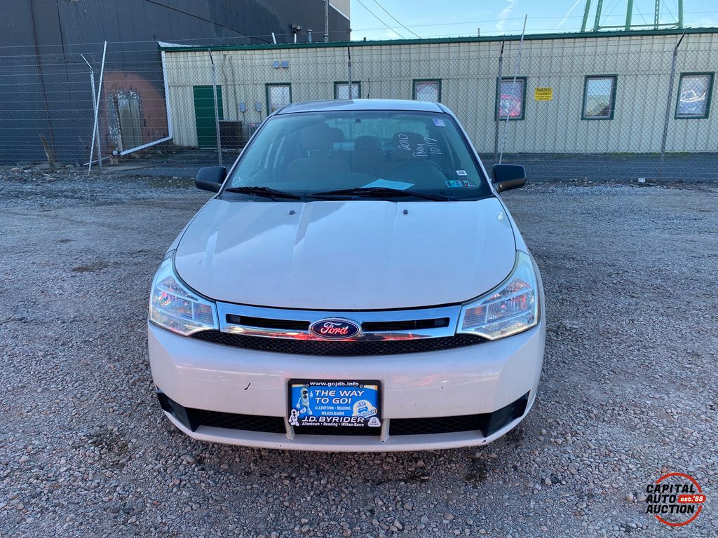 2010 Ford Focus 6