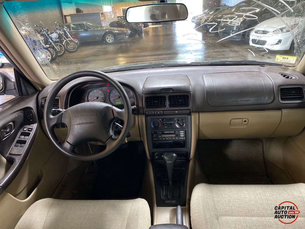 2002 Subaru Forester 11