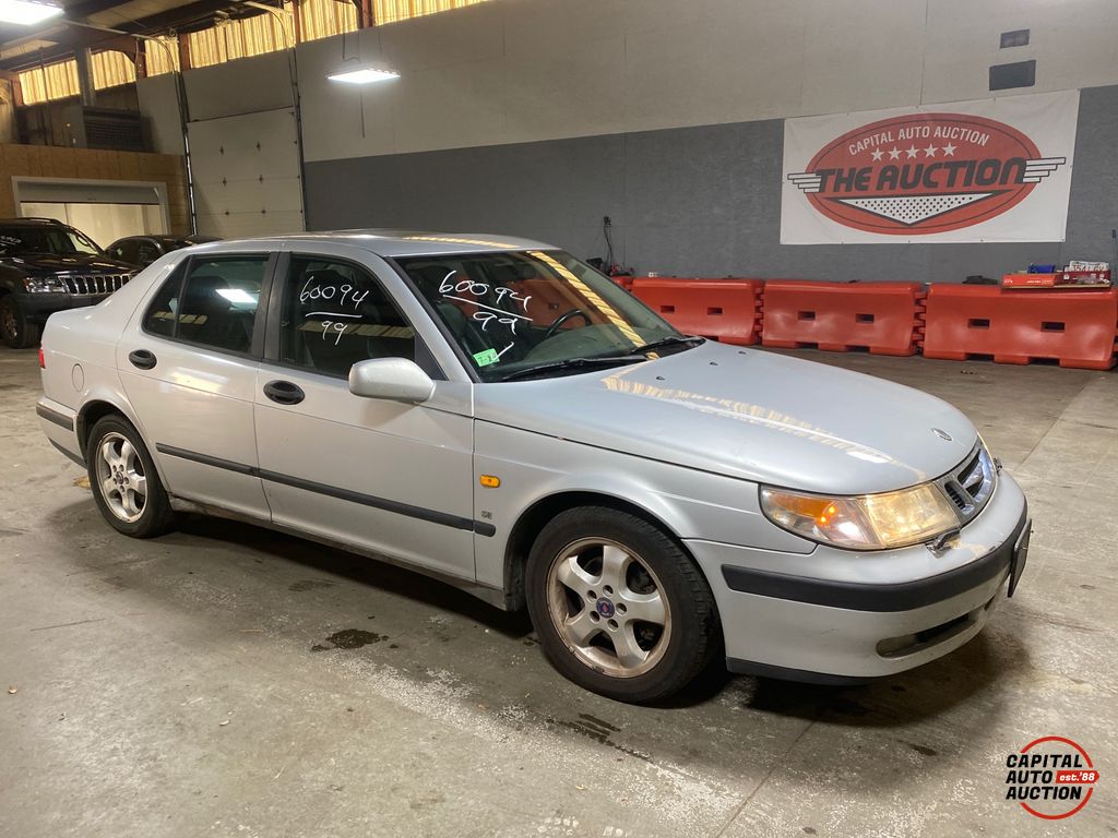 1999 Saab 9-5 0