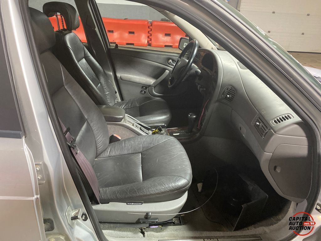 1999 Saab 9-5 8
