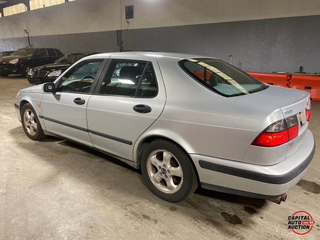 1999 Saab 9-5 2
