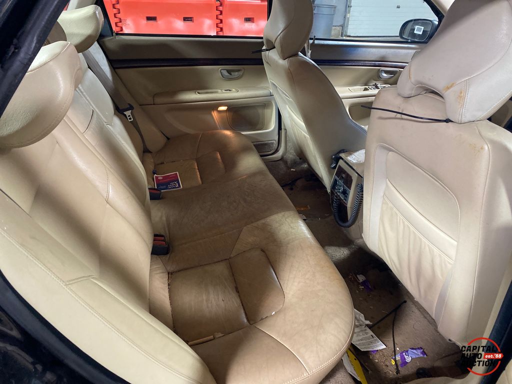 2003 Volvo S80 9