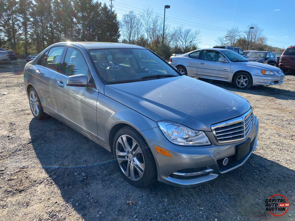 2013 Mercedes-Benz C-Class 0