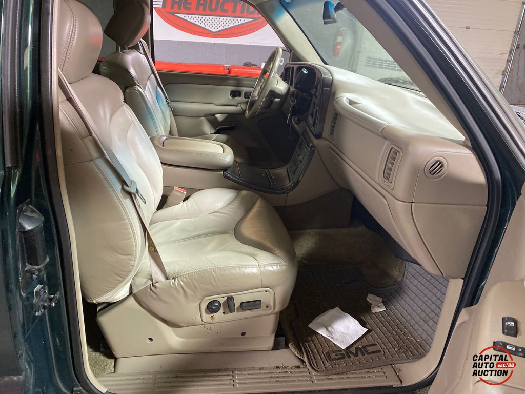 2001 GMC Sierra C3 8