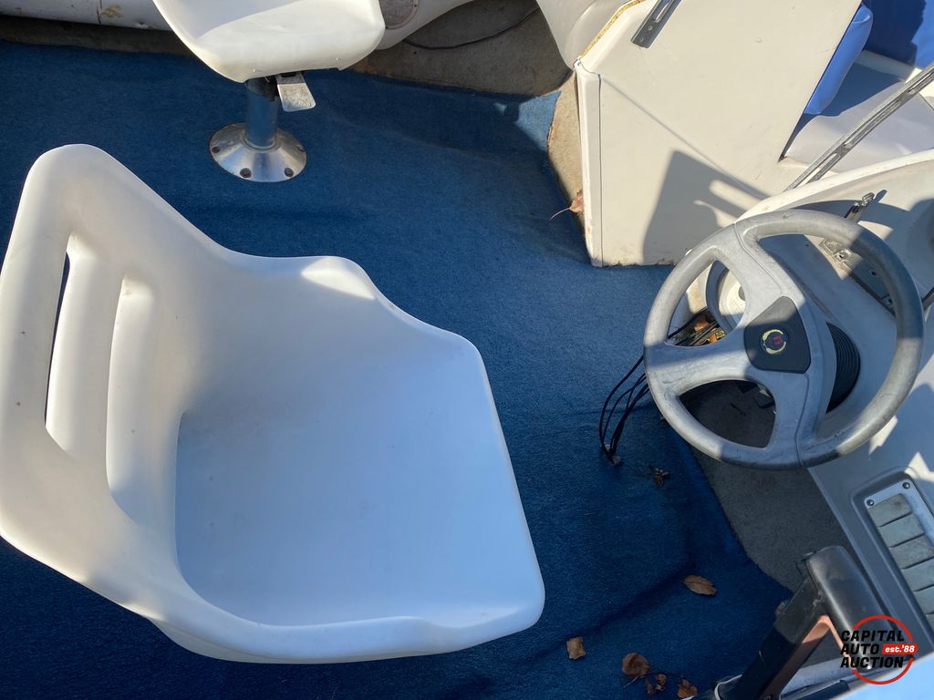 1995 Maxum Bowrider 8