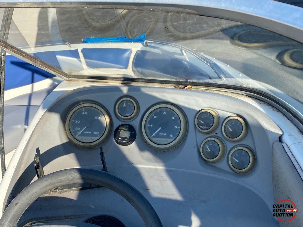 1995 Maxum Bowrider 4