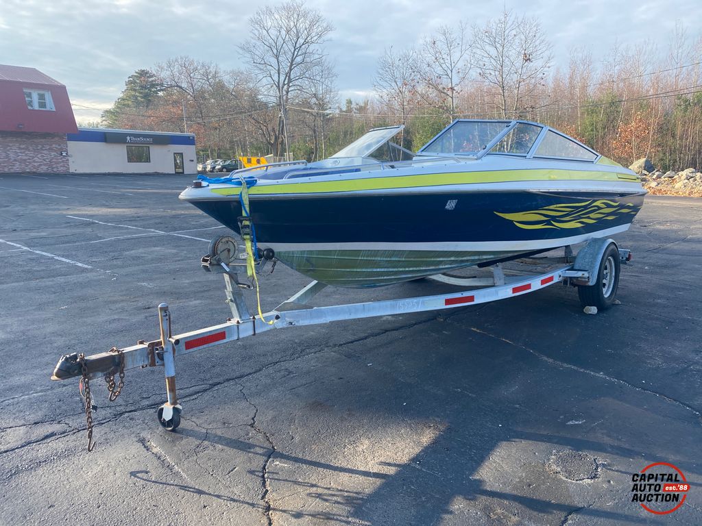 1995 Maxum Bowrider 1