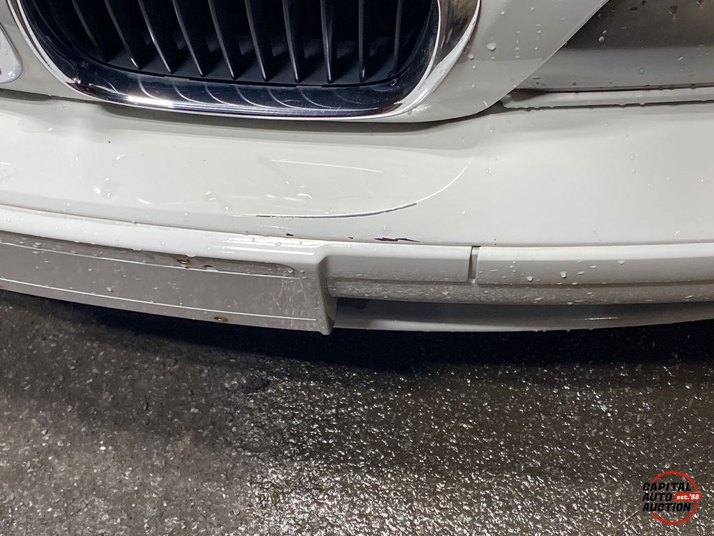 2003 BMW 5 Series 12