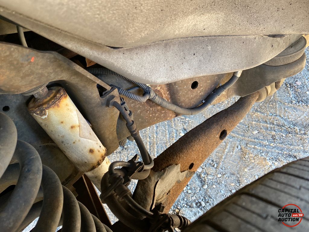 2004 Ford E-Series Cargo 12