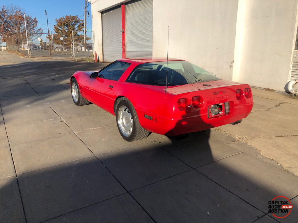 1992 Chevrolet Corvette 2
