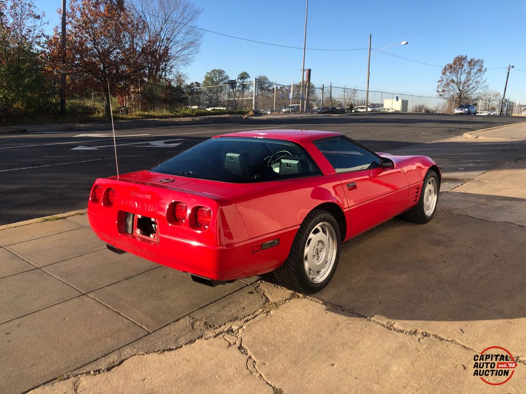 1992 Chevrolet Corvette 3