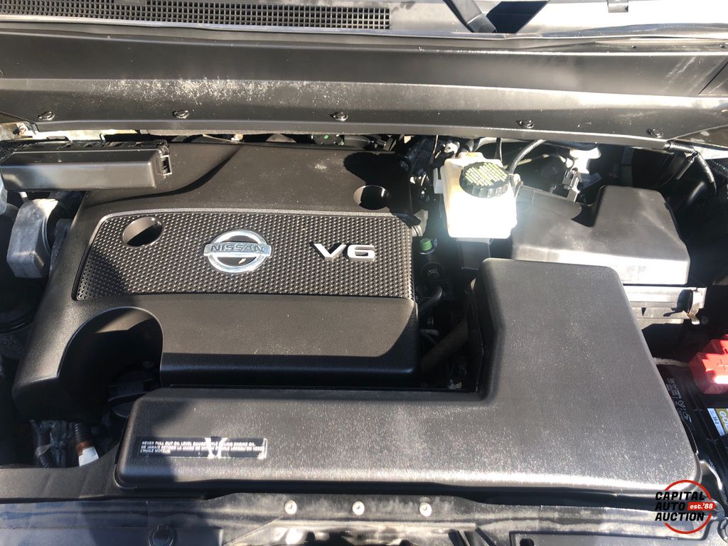 2014 NISSAN Pathfinder 10