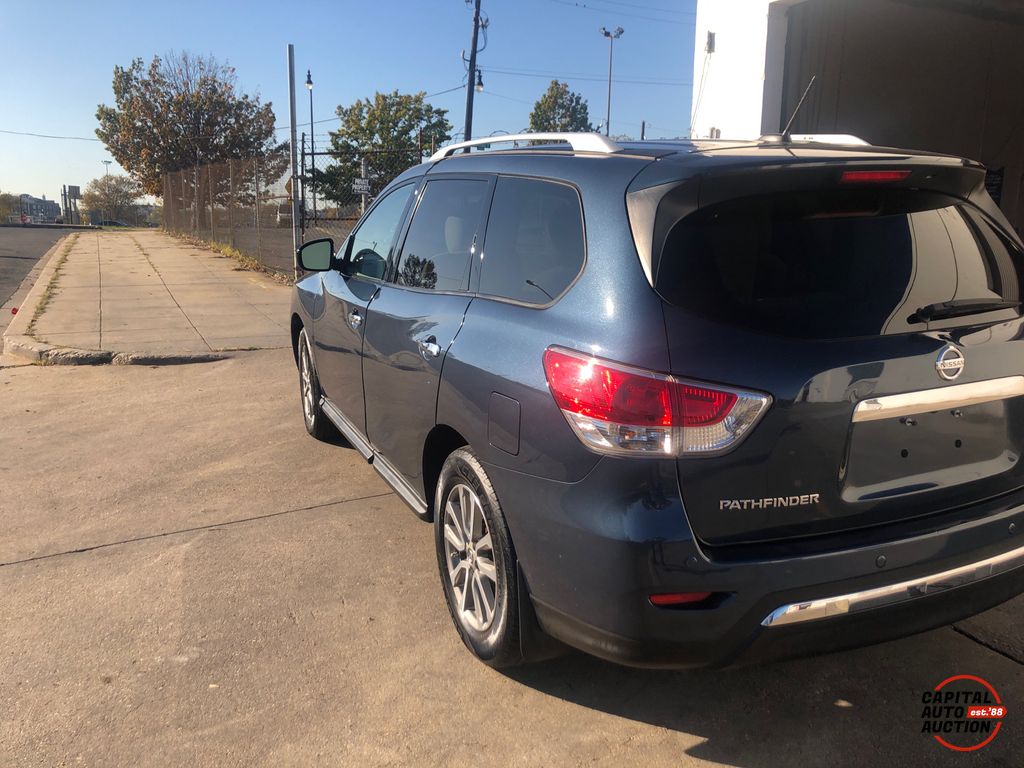 2014 NISSAN Pathfinder 2