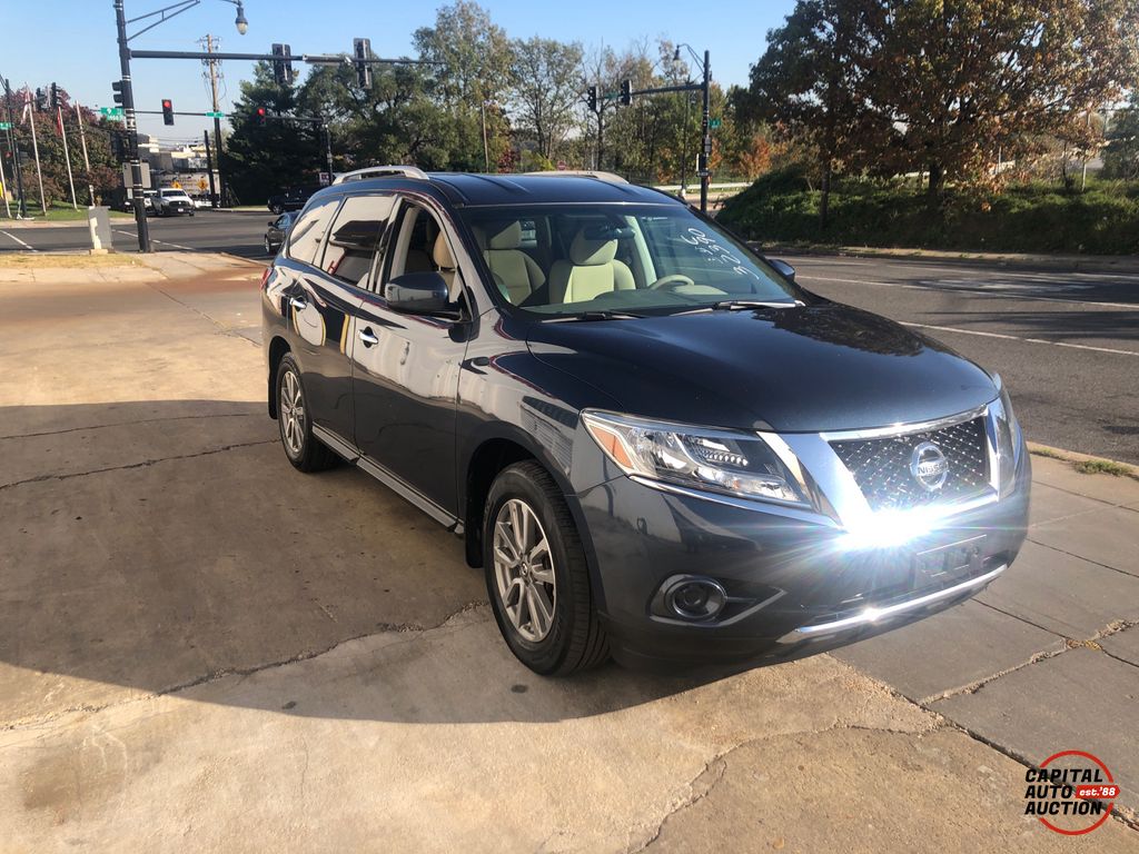 2014 NISSAN Pathfinder 0
