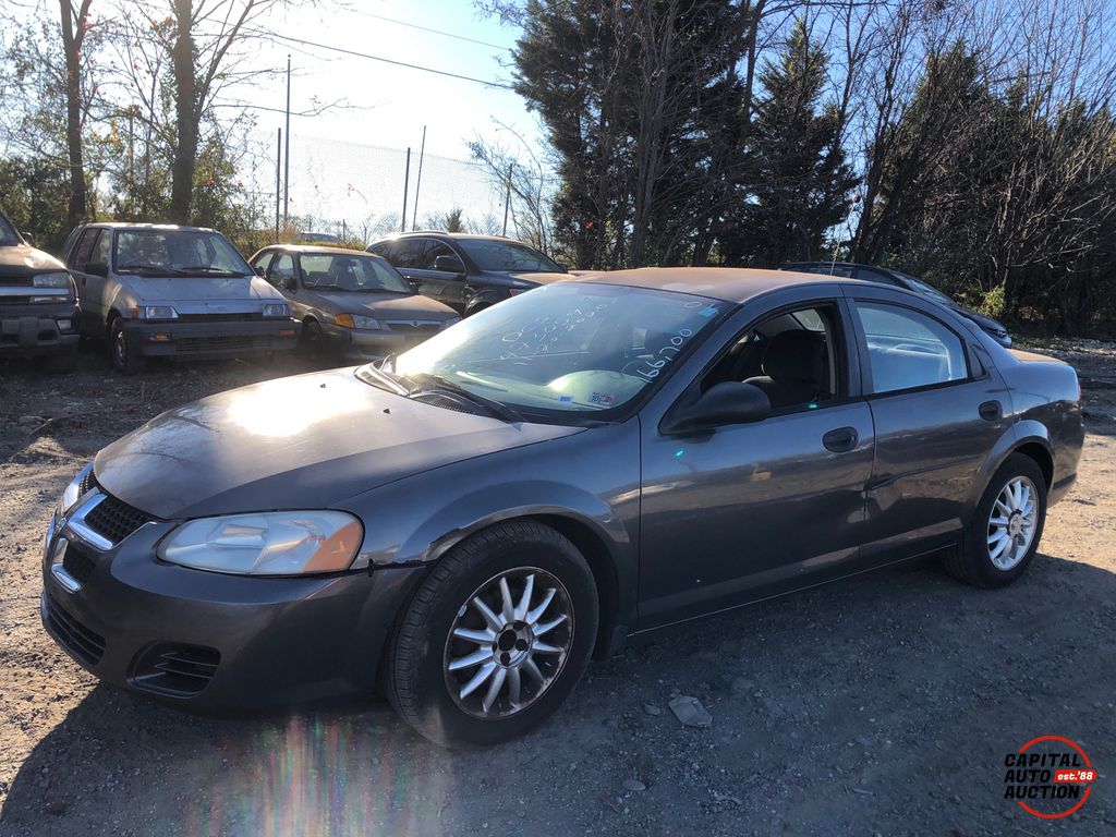 2004 Dodge Stratus 1