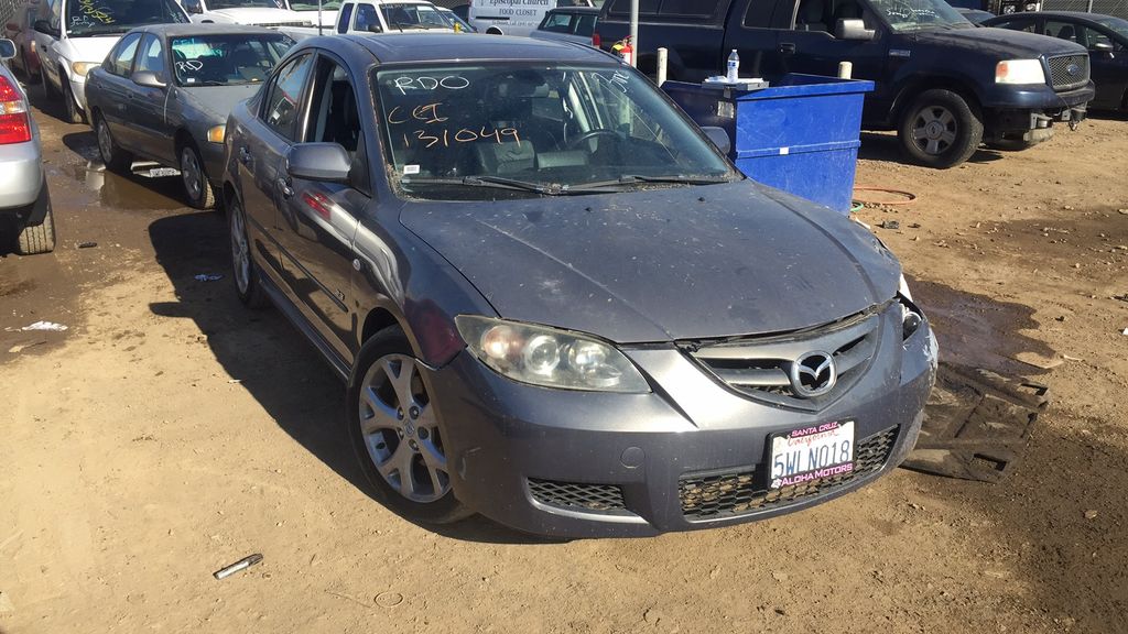 B1261 mazda 3