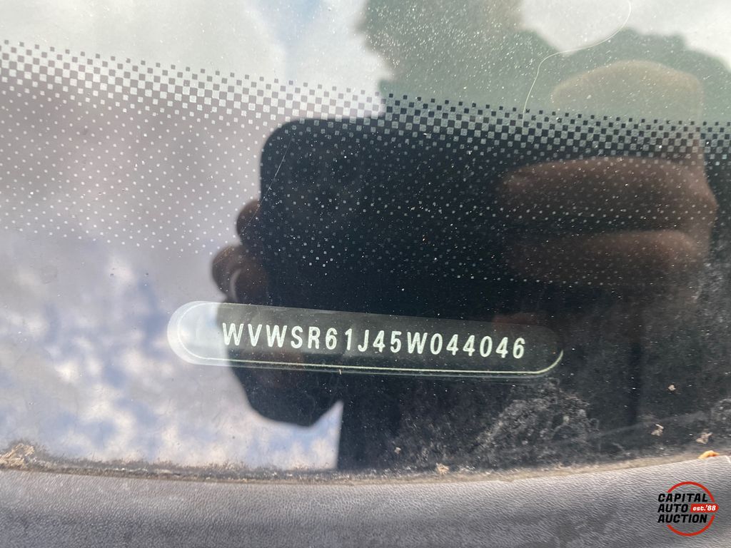 2005 VOLKSWAGEN JETTA 5