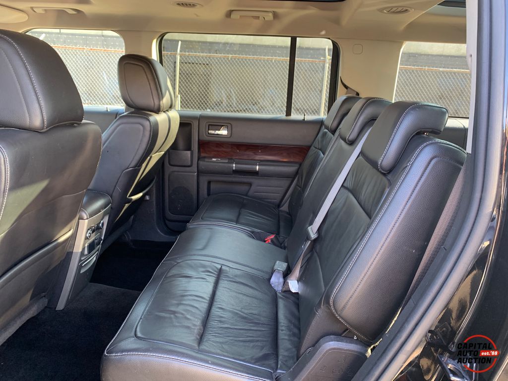 2009 Ford Flex 9