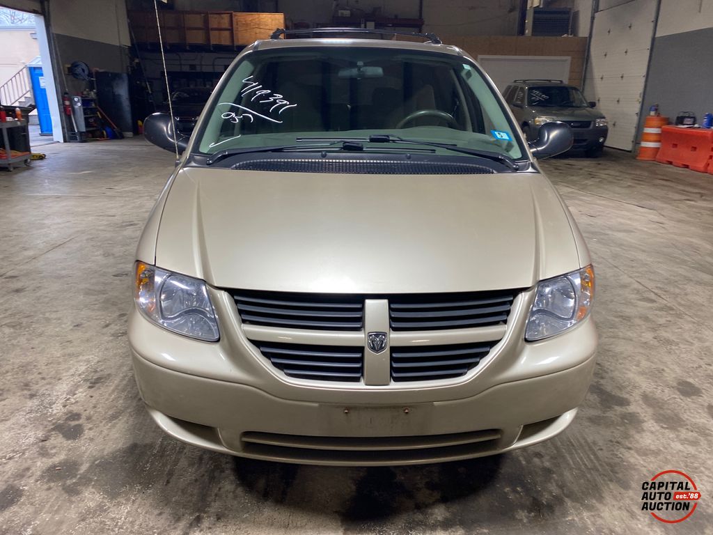2005 Dodge Grand Caravan 6