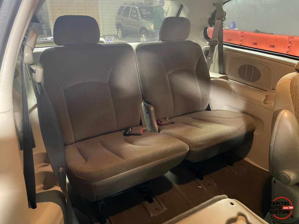 2005 Dodge Grand Caravan 12