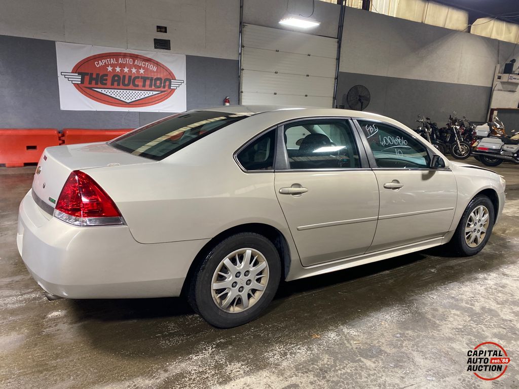 2010 Chevrolet Impala 3