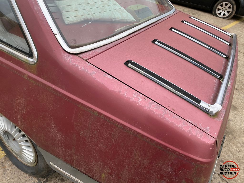 1987 FORD Tempo 12