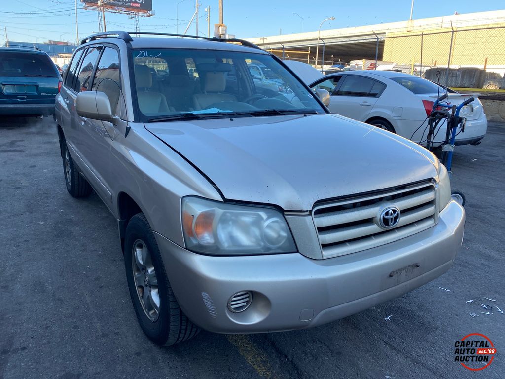 2005 Toyota HIGHLANDER 0