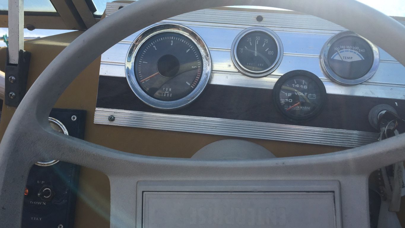 1974 enterprise Tri Hull Boat 12