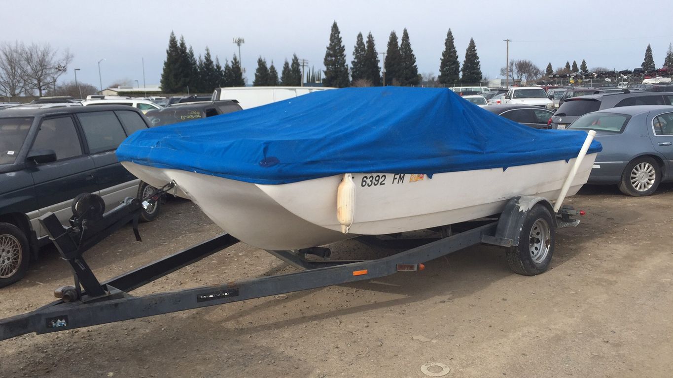 1974 enterprise Tri Hull Boat 15