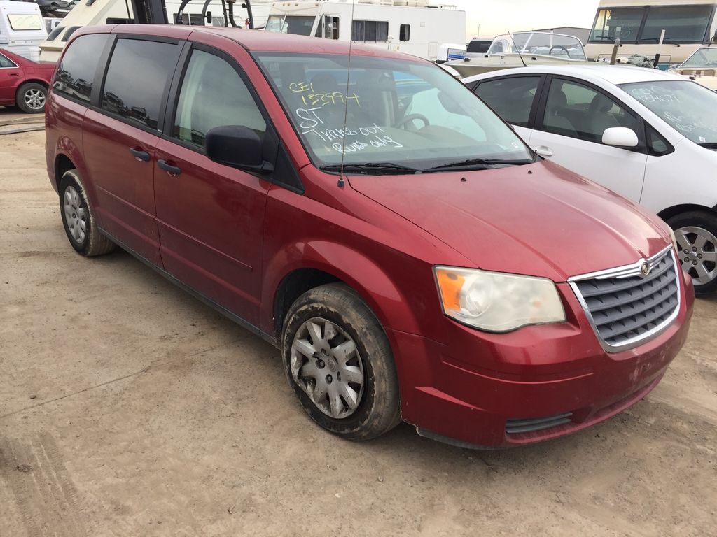 2008 Chrysler Town and Country 0