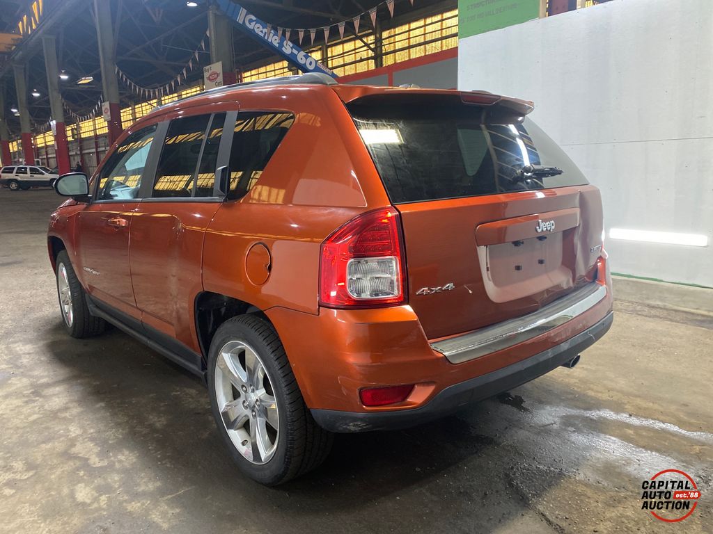 2012 JEEP Compass 2