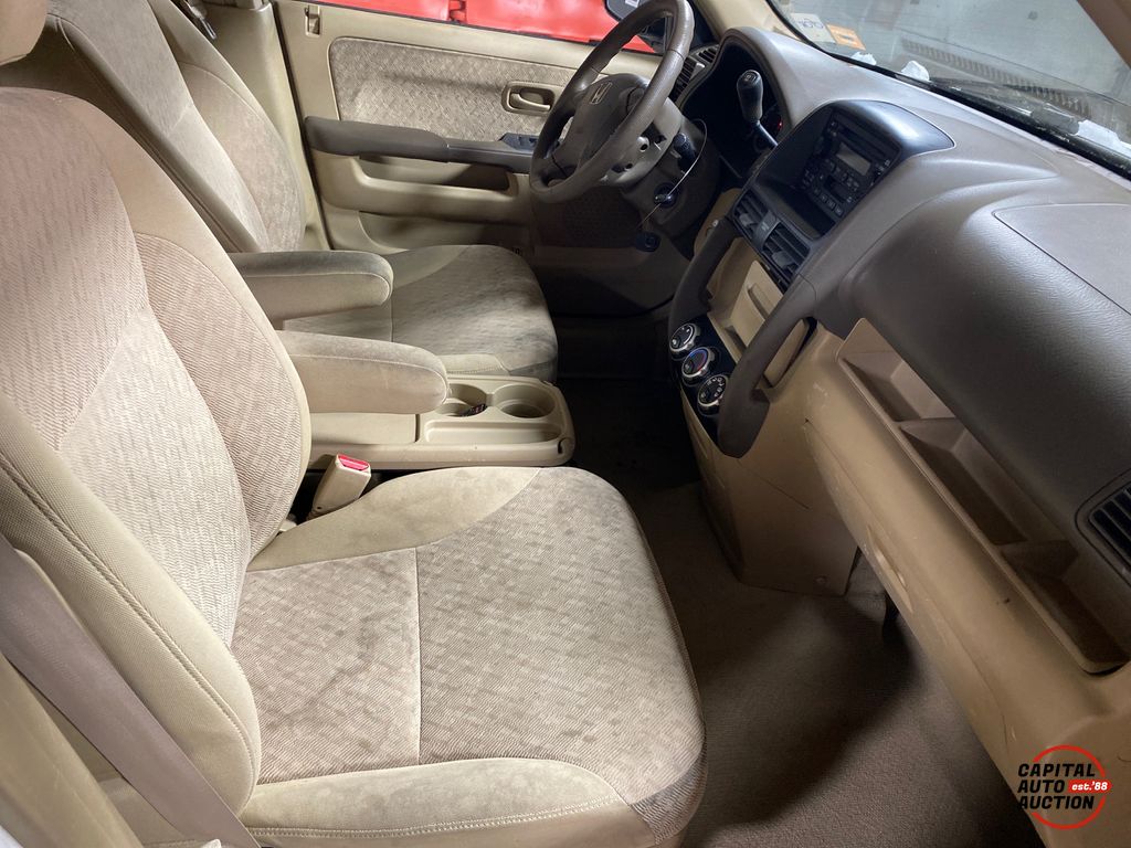 2006 Honda CR-V 8