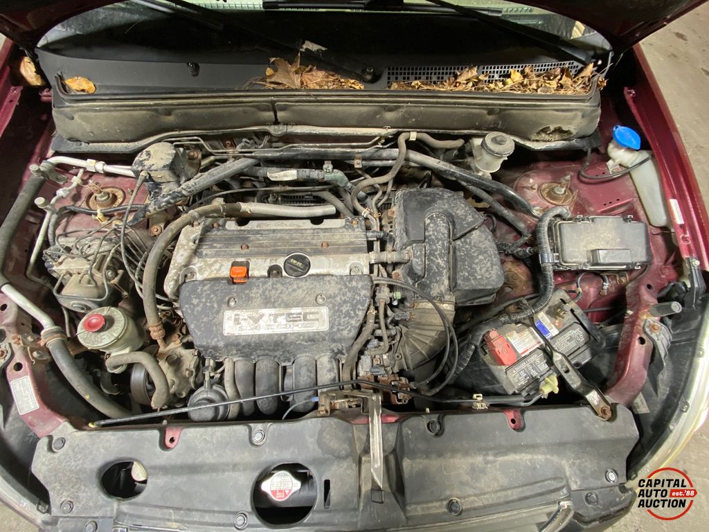 2004 Honda CR-V 10