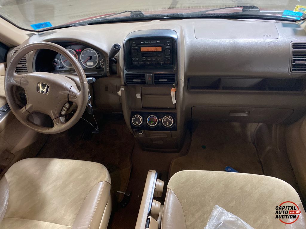 2004 Honda CR-V 11